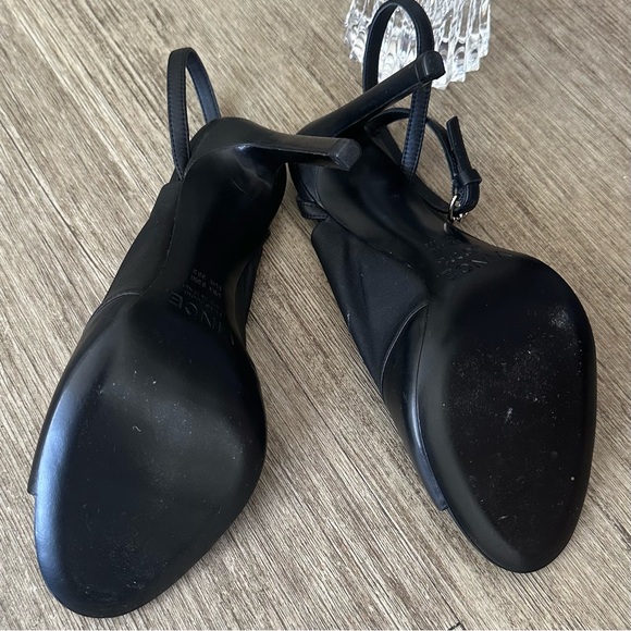 VINCE. Grace Ankle Strap Heels 🖤 - Picture 5 of 6